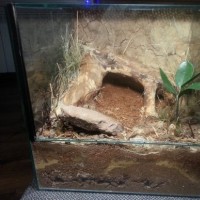 Dry enclosure